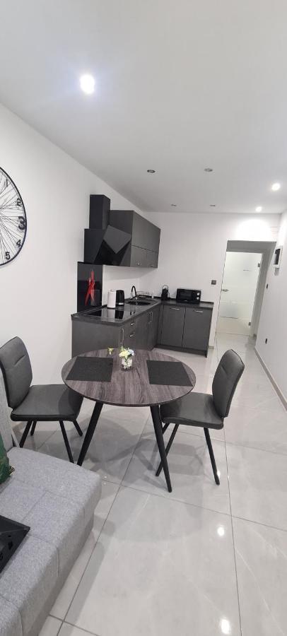 Apartman Julija 1 Rijeka Exteriör bild